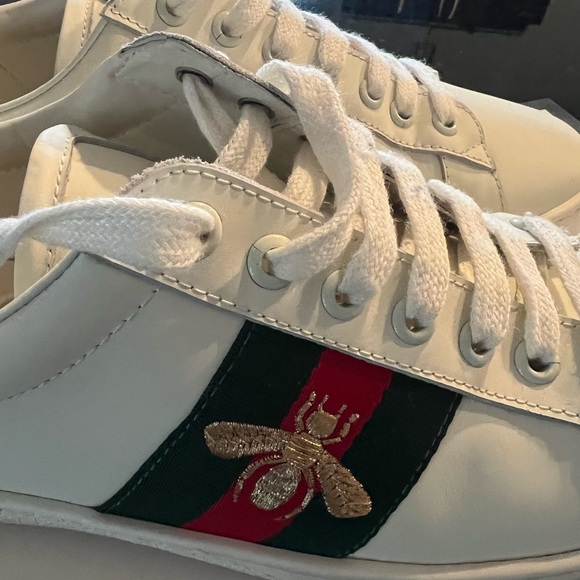Authentic Gucci shoes - Picture 7 of 7